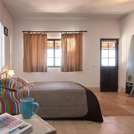 Alentejo Pig Dog Surf Camp Hotel Palhota Exterior foto